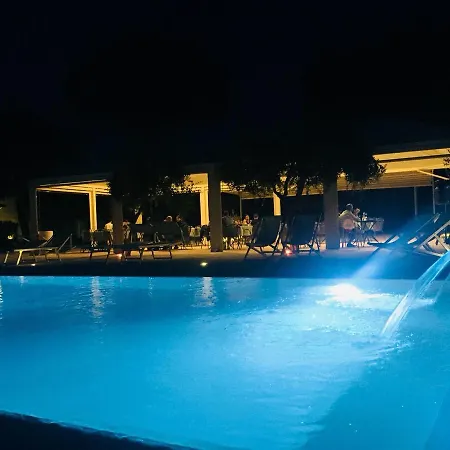 Garden Salento 托雷瓦多